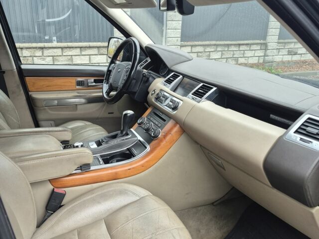 Ленд Ровер Рендж Ровер Спорт 2011 в Киеве на Automoto.ua Синий Ленд Ровер Рендж Ровер Спорт, объемом двигателя 3 л и пробегом 205 тыс. км за 9999 $, фото 7 на Automoto.ua