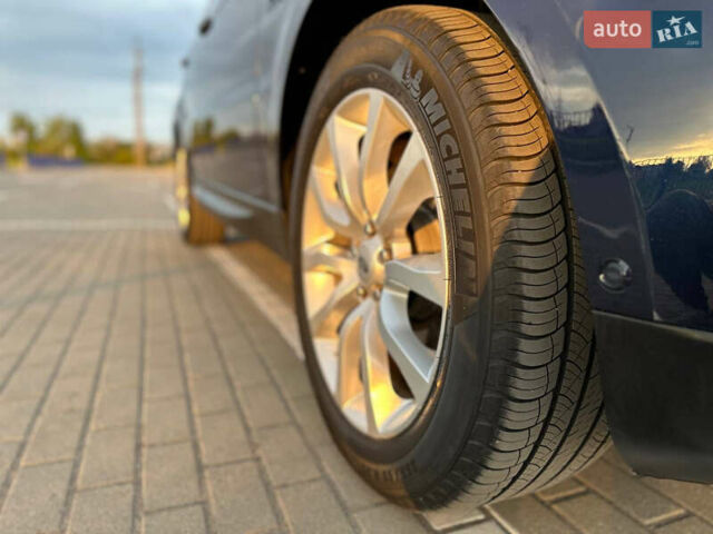 Ленд Ровер Range Rover Sport 2015 у Нововолинськ на Automoto.ua Синій Ленд Ровер Range Rover Sport, об'ємом двигуна 2.99 л та пробігом 100 тис. км за 25900 $, фото 16 на Automoto.ua