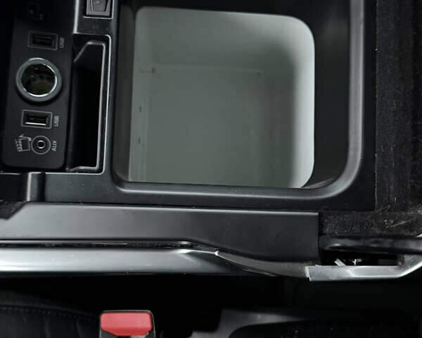 Синий Ленд Ровер Рендж Ровер Спорт, объемом двигателя 2.99 л и пробегом 167 тыс. км за 29000 $, фото 16 на Automoto.ua