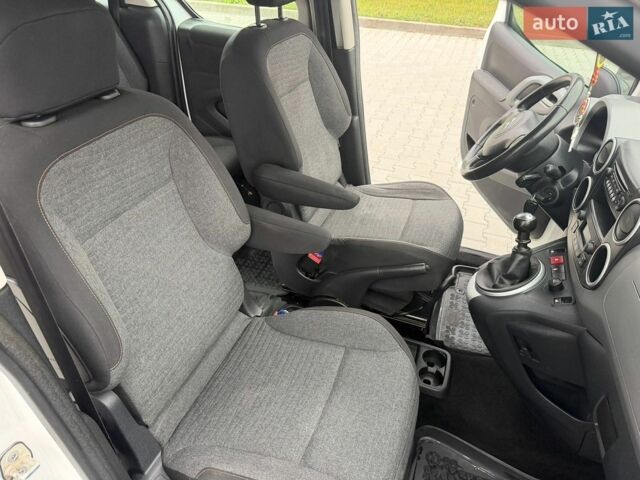 Синій Ленд Ровер Range Rover Sport, об'ємом двигуна 3 л та пробігом 138 тис. км за 45000 $, фото 4 на Automoto.ua