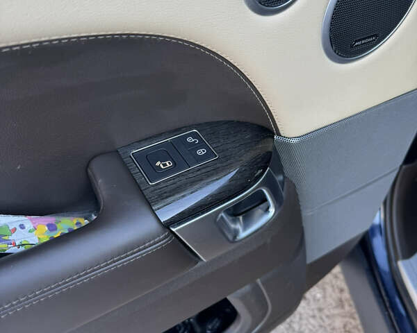 Синий Ленд Ровер Рендж Ровер Спорт, объемом двигателя 3 л и пробегом 79 тыс. км за 54500 $, фото 24 на Automoto.ua