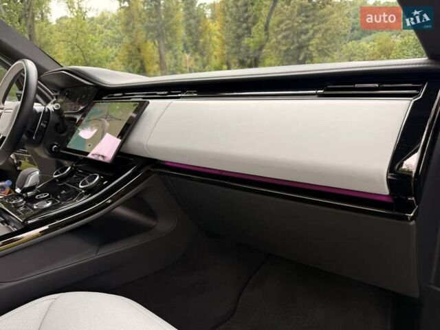 Ленд Ровер Рендж Ровер Спорт 2023 в Киеве на Automoto.ua Синий Ленд Ровер Рендж Ровер Спорт, объемом двигателя 3 л и пробегом 32 тыс. км за 143990 $, фото 28 на Automoto.ua
