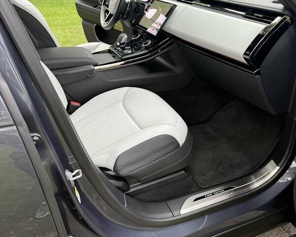 Ленд Ровер Рендж Ровер Спорт 2023 в Киеве на Automoto.ua Синий Ленд Ровер Рендж Ровер Спорт, объемом двигателя 3 л и пробегом 32 тыс. км за 143990 $, фото 21 на Automoto.ua