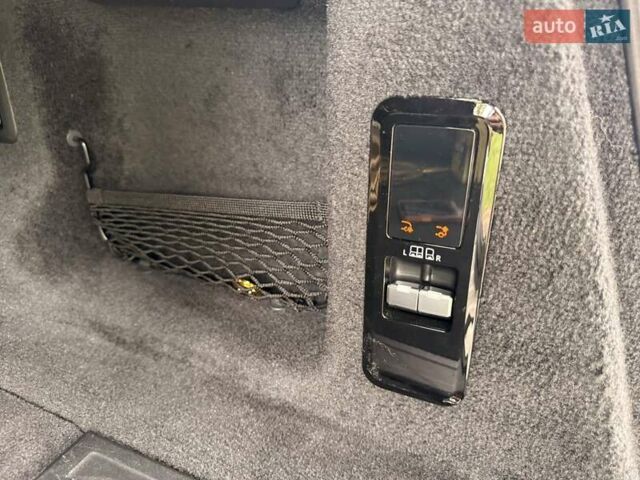 Ленд Ровер Рендж Ровер Спорт 2023 в Киеве на Automoto.ua Синий Ленд Ровер Рендж Ровер Спорт, объемом двигателя 3 л и пробегом 32 тыс. км за 143990 $, фото 42 на Automoto.ua