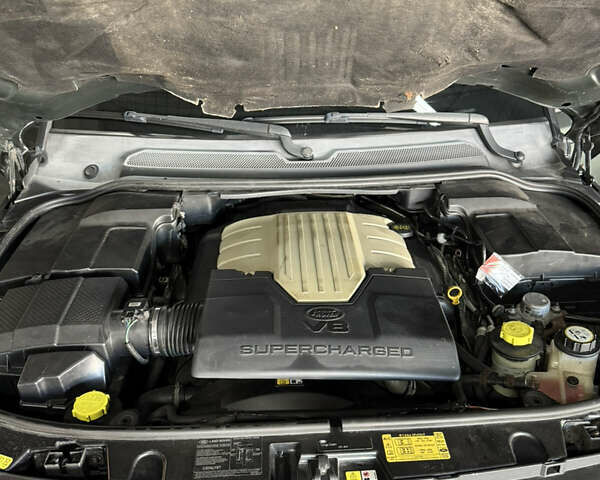 Зеленый Ленд Ровер Рендж Ровер Спорт, объемом двигателя 4.2 л и пробегом 242 тыс. км за 8200 $, фото 13 на Automoto.ua