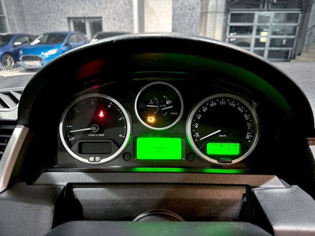 Зелений Ленд Ровер Range Rover Sport, об'ємом двигуна 3.6 л та пробігом 227 тис. км за 13490 $, фото 14 на Automoto.ua