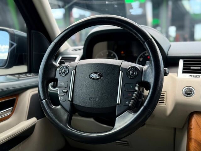 Зелений Ленд Ровер Range Rover Sport, об'ємом двигуна 5 л та пробігом 117 тис. км за 16551 $, фото 8 на Automoto.ua
