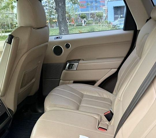 Зелений Ленд Ровер Range Rover Sport, об'ємом двигуна 2.99 л та пробігом 230 тис. км за 22500 $, фото 7 на Automoto.ua