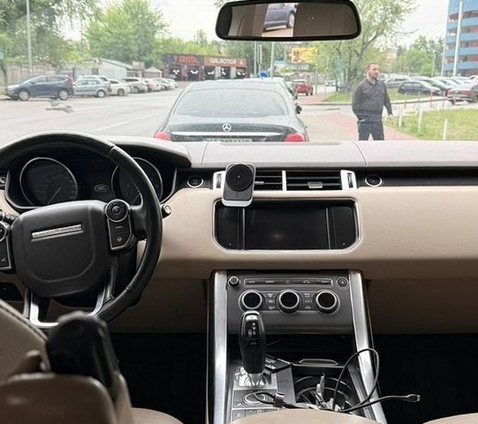 Зелений Ленд Ровер Range Rover Sport, об'ємом двигуна 2.99 л та пробігом 230 тис. км за 22500 $, фото 6 на Automoto.ua