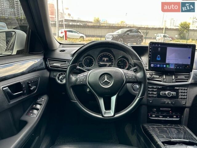 Зелений Ленд Ровер Range Rover Sport, об'ємом двигуна 5 л та пробігом 33 тис. км за 73000 $, фото 19 на Automoto.ua