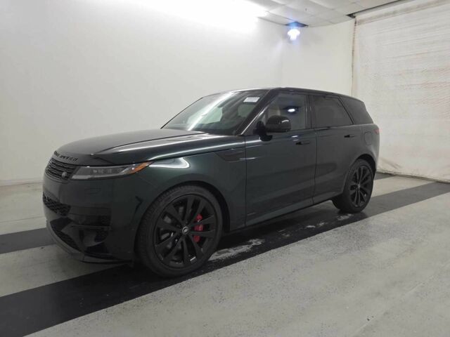 Зелений Ленд Ровер Range Rover Sport, об'ємом двигуна 3 л та пробігом 4 тис. км за 135000 $, фото 2 на Automoto.ua
