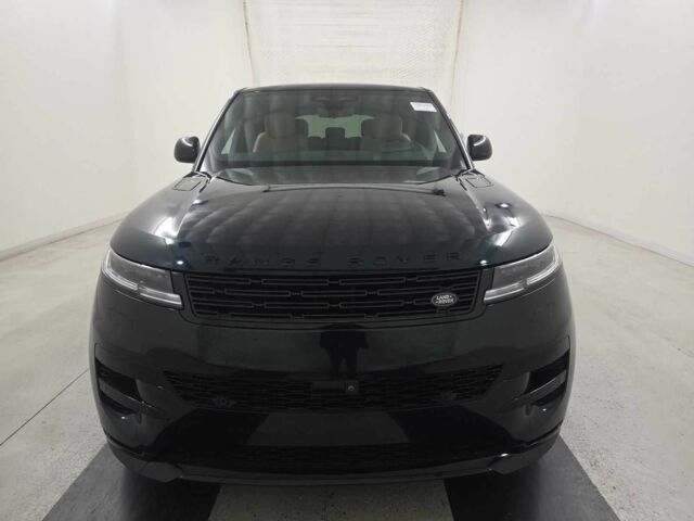 Зелений Ленд Ровер Range Rover Sport, об'ємом двигуна 3 л та пробігом 4 тис. км за 135000 $, фото 1 на Automoto.ua