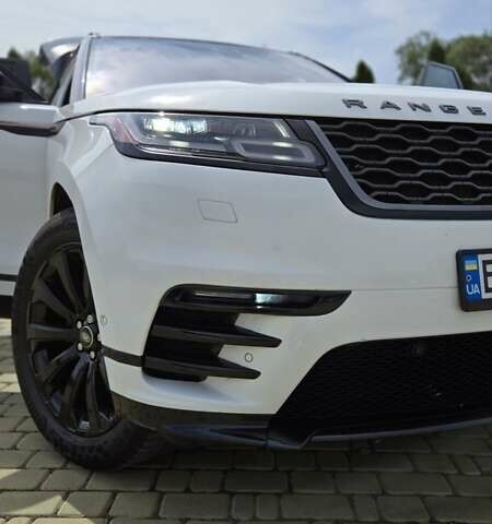 Белый Ленд Ровер Рендж Ровер Велар, объемом двигателя 3 л и пробегом 95 тыс. км за 39500 $, фото 6 на Automoto.ua