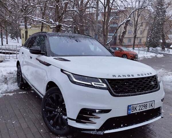 Белый Ленд Ровер Рендж Ровер Велар, объемом двигателя 3 л и пробегом 33 тыс. км за 42300 $, фото 21 на Automoto.ua