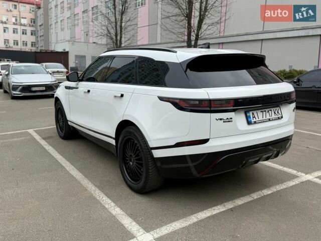 Белый Ленд Ровер Рендж Ровер Велар, объемом двигателя 2 л и пробегом 92 тыс. км за 35300 $, фото 5 на Automoto.ua