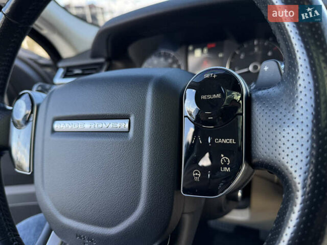 Белый Ленд Ровер Рендж Ровер Велар, объемом двигателя 2 л и пробегом 188 тыс. км за 28700 $, фото 32 на Automoto.ua