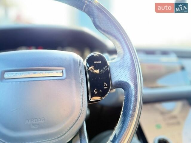 Белый Ленд Ровер Рендж Ровер Велар, объемом двигателя 2 л и пробегом 134 тыс. км за 29999 $, фото 90 на Automoto.ua