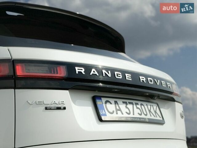 Білий Ленд Ровер Рендж Ровер Велар, об'ємом двигуна 2 л та пробігом 134 тис. км за 28999 $, фото 38 на Automoto.ua