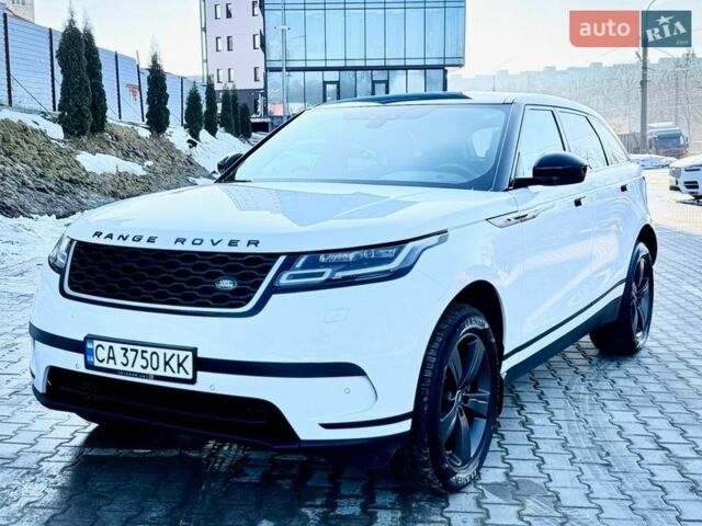Белый Ленд Ровер Рендж Ровер Велар, объемом двигателя 2 л и пробегом 134 тыс. км за 29999 $, фото 12 на Automoto.ua