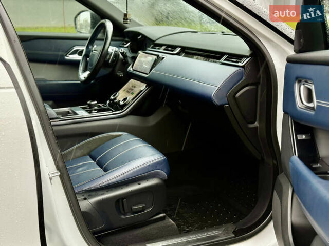 Белый Ленд Ровер Рендж Ровер Велар, объемом двигателя 2 л и пробегом 134 тыс. км за 29500 $, фото 67 на Automoto.ua