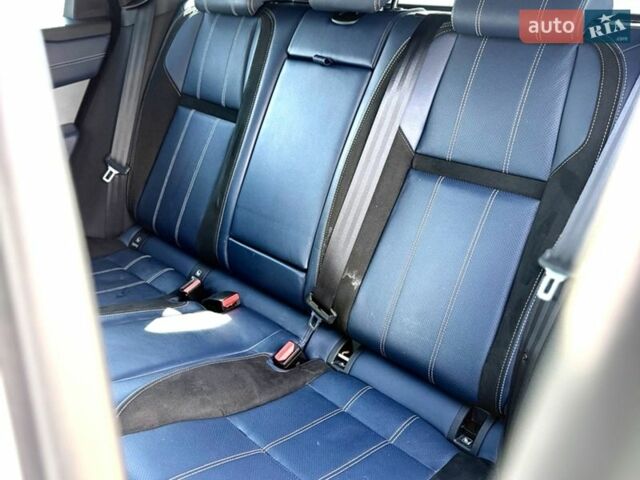 Білий Ленд Ровер Рендж Ровер Велар, об'ємом двигуна 2 л та пробігом 134 тис. км за 28999 $, фото 51 на Automoto.ua