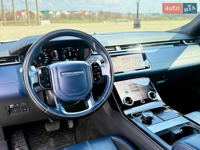 Білий Ленд Ровер Рендж Ровер Велар, об'ємом двигуна 2 л та пробігом 134 тис. км за 28999 $, фото 53 на Automoto.ua