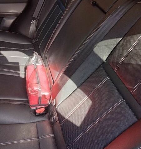 Белый Ленд Ровер Рендж Ровер Велар, объемом двигателя 2 л и пробегом 109 тыс. км за 31000 $, фото 113 на Automoto.ua