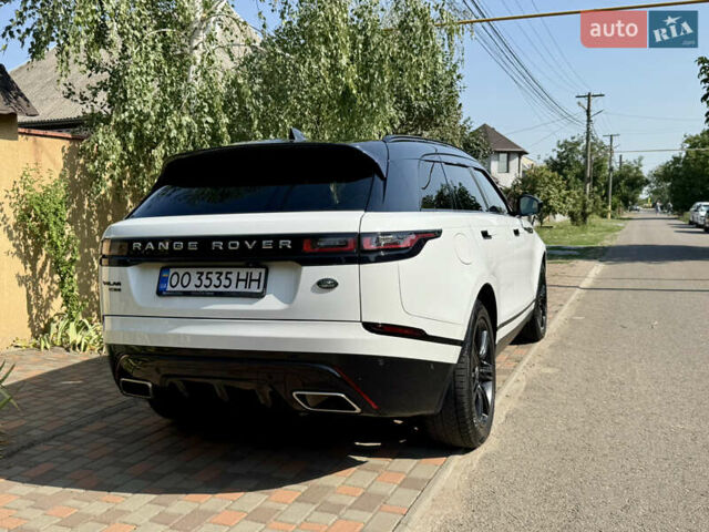 Белый Ленд Ровер Рендж Ровер Велар, объемом двигателя 2 л и пробегом 124 тыс. км за 32300 $, фото 5 на Automoto.ua