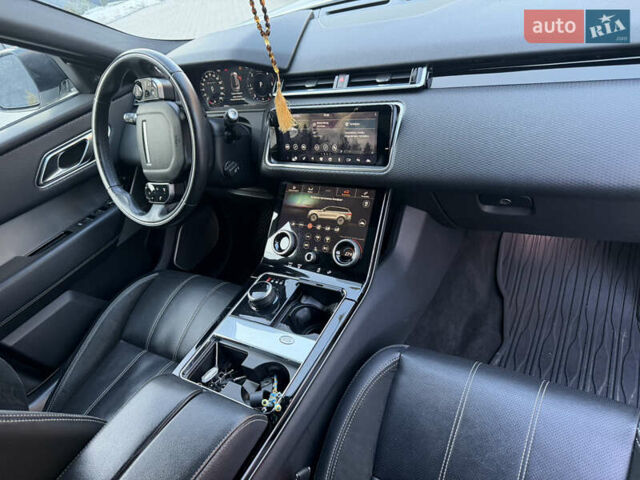 Белый Ленд Ровер Рендж Ровер Велар, объемом двигателя 0 л и пробегом 180 тыс. км за 29000 $, фото 2 на Automoto.ua