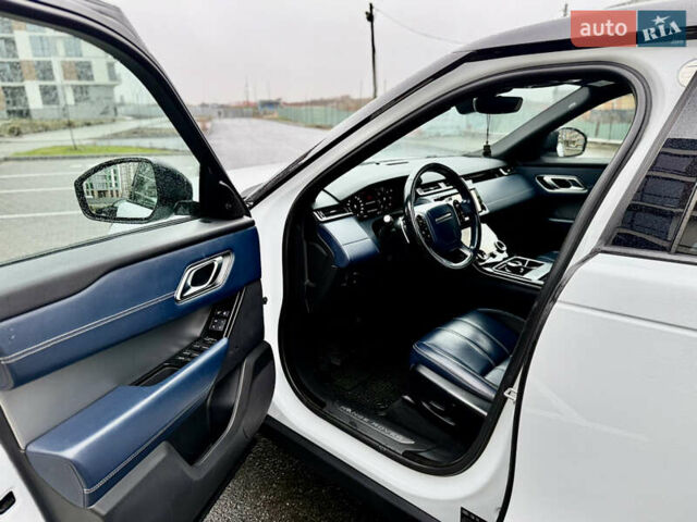 Білий Ленд Ровер Рендж Ровер Велар, об'ємом двигуна 2 л та пробігом 134 тис. км за 29999 $, фото 45 на Automoto.ua