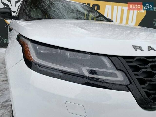 Білий Ленд Ровер Рендж Ровер Велар, об'ємом двигуна 2 л та пробігом 78 тис. км за 35900 $, фото 3 на Automoto.ua