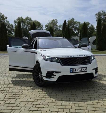 Белый Ленд Ровер Рендж Ровер Велар, объемом двигателя 3 л и пробегом 95 тыс. км за 39500 $, фото 26 на Automoto.ua