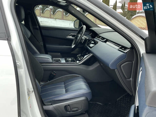 Белый Ленд Ровер Рендж Ровер Велар, объемом двигателя 2 л и пробегом 155 тыс. км за 29500 $, фото 22 на Automoto.ua