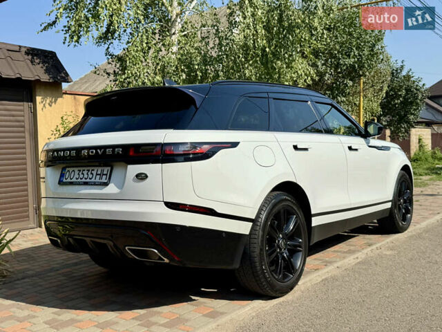 Белый Ленд Ровер Рендж Ровер Велар, объемом двигателя 2 л и пробегом 124 тыс. км за 32300 $, фото 4 на Automoto.ua