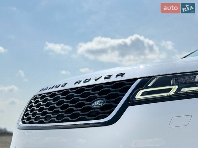 Білий Ленд Ровер Рендж Ровер Велар, об'ємом двигуна 2 л та пробігом 134 тис. км за 28999 $, фото 32 на Automoto.ua