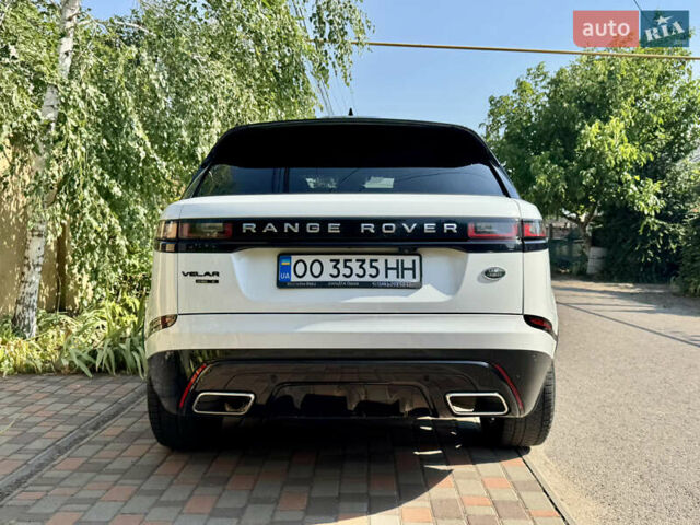 Белый Ленд Ровер Рендж Ровер Велар, объемом двигателя 2 л и пробегом 124 тыс. км за 32300 $, фото 6 на Automoto.ua