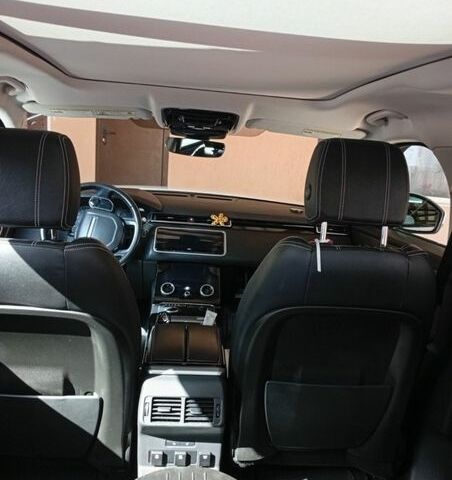 Белый Ленд Ровер Рендж Ровер Велар, объемом двигателя 2 л и пробегом 109 тыс. км за 31000 $, фото 40 на Automoto.ua