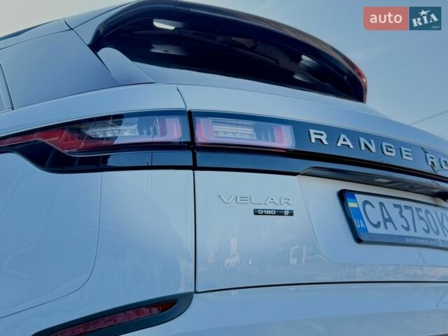 Белый Ленд Ровер Рендж Ровер Велар, объемом двигателя 2 л и пробегом 134 тыс. км за 29999 $, фото 44 на Automoto.ua