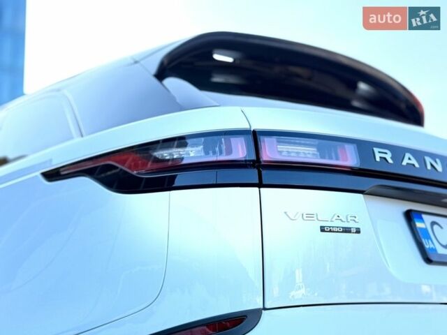 Белый Ленд Ровер Рендж Ровер Велар, объемом двигателя 2 л и пробегом 134 тыс. км за 29999 $, фото 53 на Automoto.ua