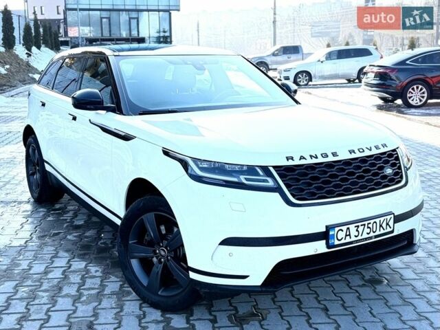 Белый Ленд Ровер Рендж Ровер Велар, объемом двигателя 2 л и пробегом 134 тыс. км за 29999 $, фото 6 на Automoto.ua