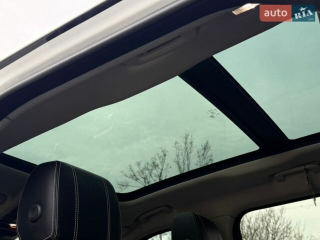 Білий Ленд Ровер Рендж Ровер Велар, об'ємом двигуна 2 л та пробігом 110 тис. км за 38500 $, фото 43 на Automoto.ua