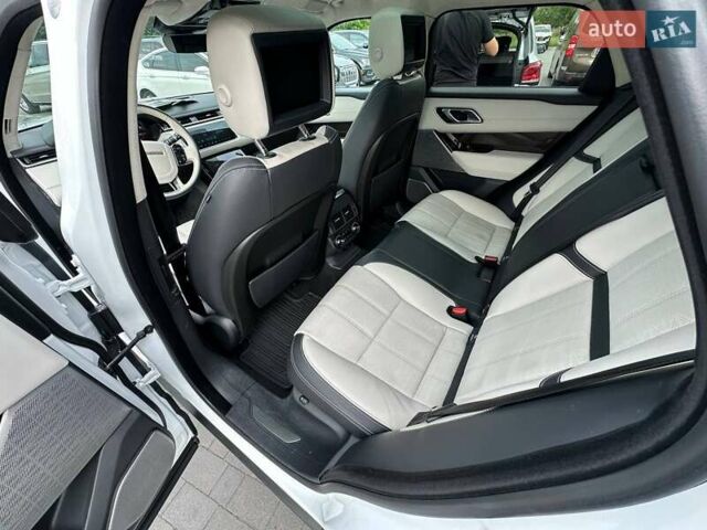 Ленд Ровер Рендж Ровер Велар 2017 в Львове на Automoto.ua Белый Ленд Ровер Рендж Ровер Велар, объемом двигателя 2.99 л и пробегом 106 тыс. км за 44000 $, фото 20 на Automoto.ua