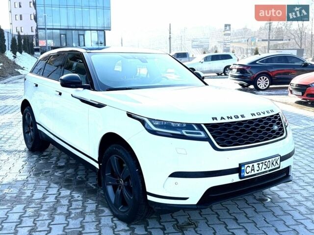 Белый Ленд Ровер Рендж Ровер Велар, объемом двигателя 2 л и пробегом 134 тыс. км за 29999 $, фото 1 на Automoto.ua