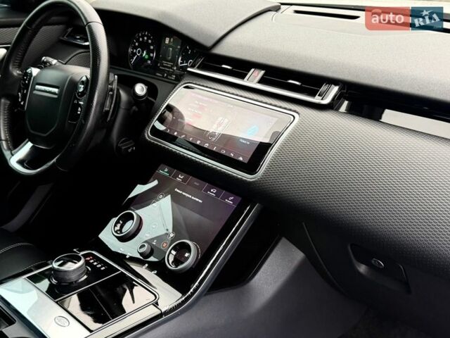 Білий Ленд Ровер Рендж Ровер Велар, об'ємом двигуна 2 л та пробігом 110 тис. км за 38500 $, фото 37 на Automoto.ua