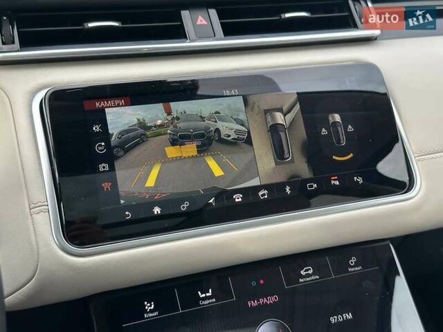 Белый Ленд Ровер Рендж Ровер Велар, объемом двигателя 2.99 л и пробегом 106 тыс. км за 43900 $, фото 42 на Automoto.ua