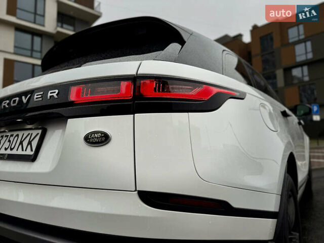Білий Ленд Ровер Рендж Ровер Велар, об'ємом двигуна 2 л та пробігом 134 тис. км за 29999 $, фото 42 на Automoto.ua