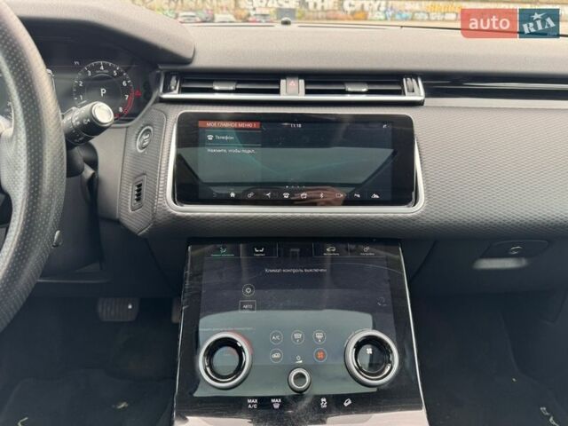 Белый Ленд Ровер Рендж Ровер Велар, объемом двигателя 3 л и пробегом 93 тыс. км за 33000 $, фото 20 на Automoto.ua