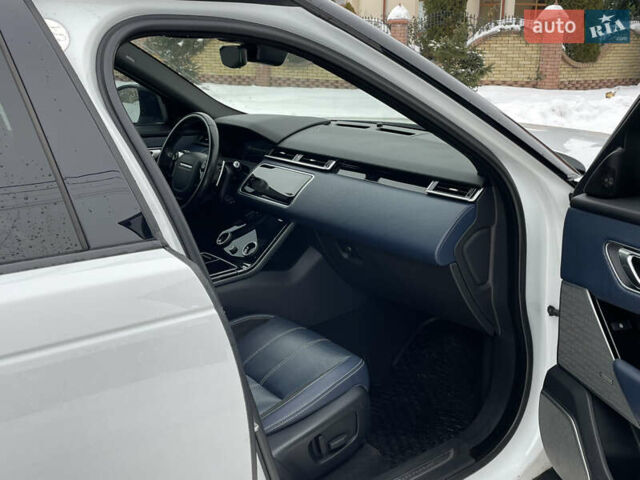 Белый Ленд Ровер Рендж Ровер Велар, объемом двигателя 2 л и пробегом 155 тыс. км за 29500 $, фото 21 на Automoto.ua