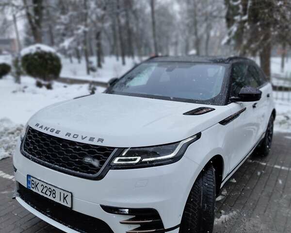 Белый Ленд Ровер Рендж Ровер Велар, объемом двигателя 3 л и пробегом 33 тыс. км за 42300 $, фото 16 на Automoto.ua