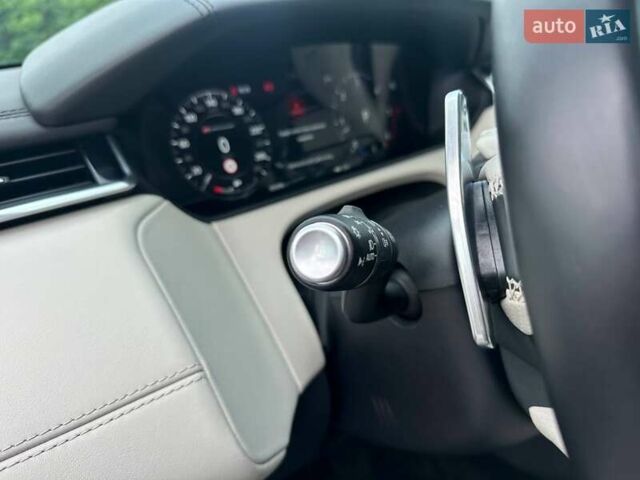 Белый Ленд Ровер Рендж Ровер Велар, объемом двигателя 2.99 л и пробегом 106 тыс. км за 43900 $, фото 17 на Automoto.ua